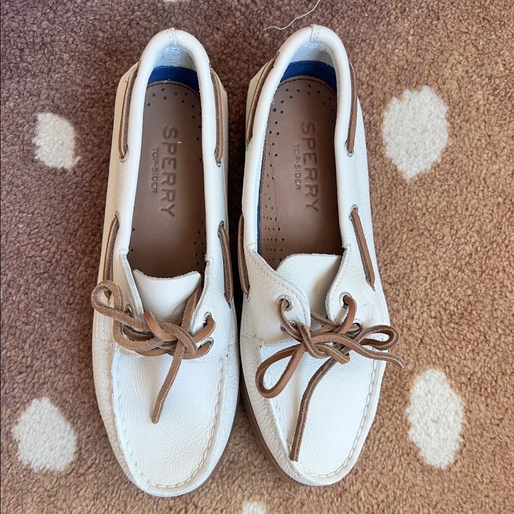 Sperry white boat shoes